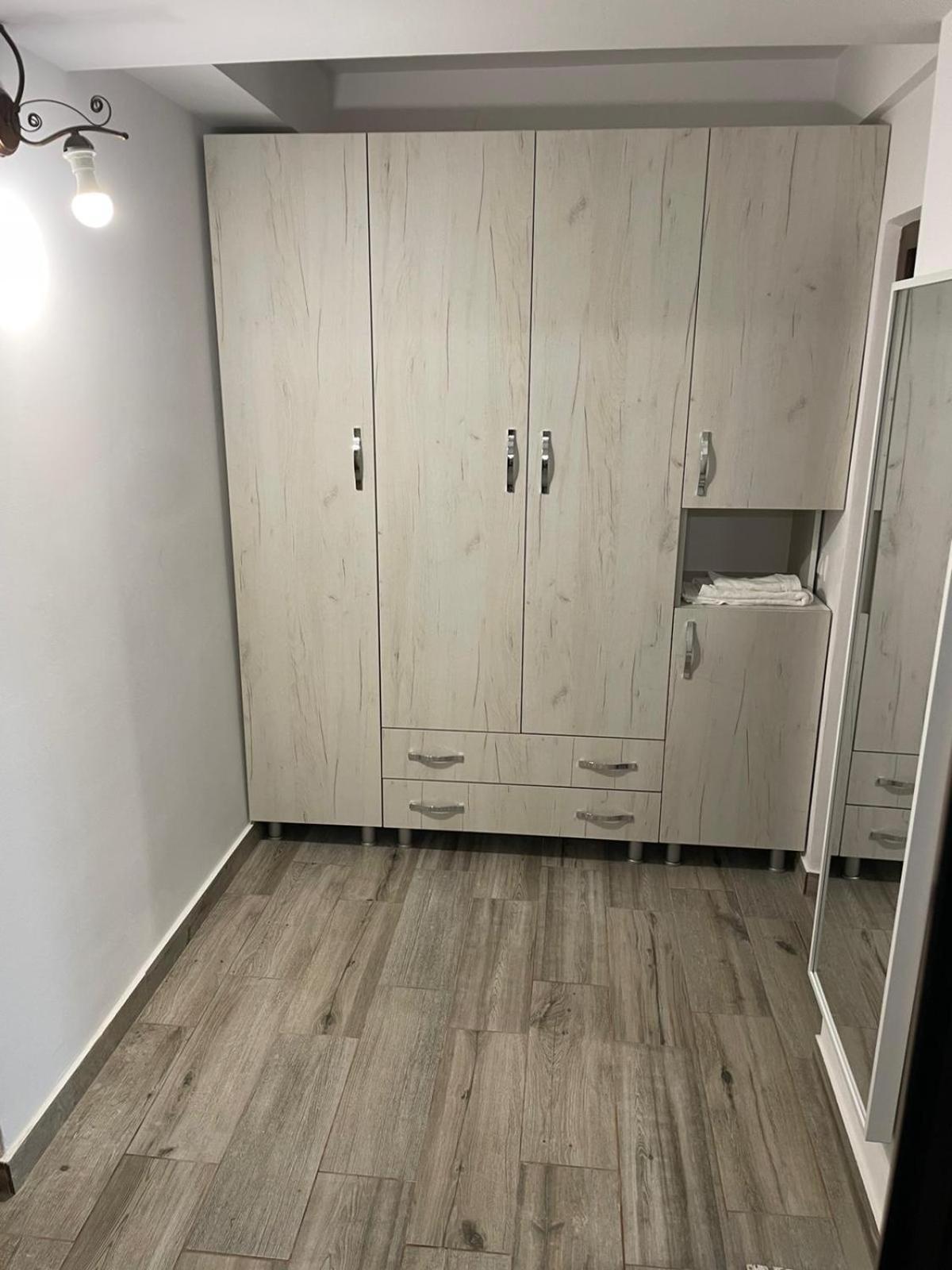 Propriete Ten - Close To University, Hospital And Downtown Iasi Eksteriør bilde